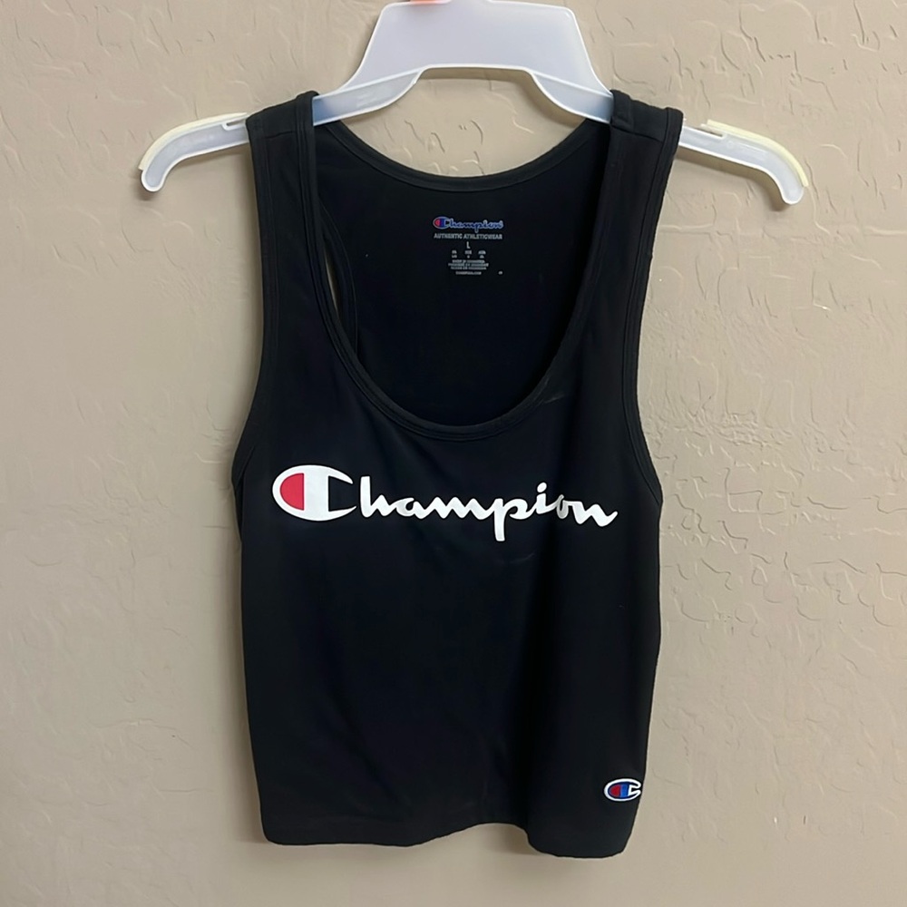Chanpion medium crop